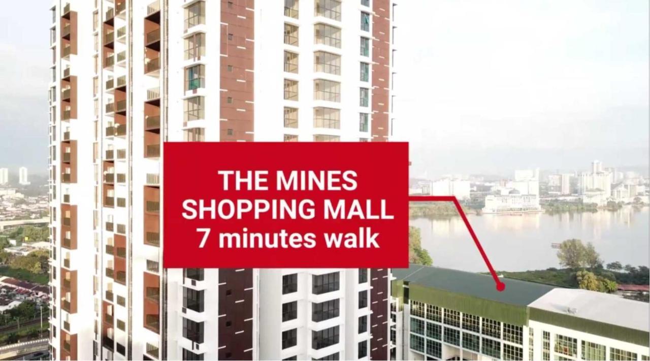 Mines Astetica Lake View Condo Seri Kembangan V1 Exteriör bild